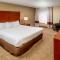 Comfort Inn & Suites Grundy - Grundy