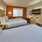 Holiday Inn Express Hotel & Suites Medford-Central Point, an IHG Hotel