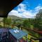 2 bedroom lodge sleeps 4 loch and mountain view - Crianlarich