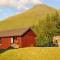 2 bedroom lodge sleeps 4 loch and mountain view - Crianlarich