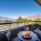 Toru - Eclectic Apartment with Delightful Lake Views