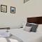 Toru - Eclectic Apartment with Delightful Lake Views - Queenstown