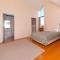 Rosemary Cottage - Hahei Holiday Home