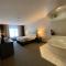 Country Inn & Suites by Radisson, Elk River, MN