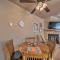 Cloudcroft Townhome w/ Deck - 1 Mi to Burro Ave!