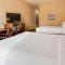 Best Western St. Louis Airport North Hotel & Suites