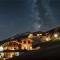 Chalets - The Peak