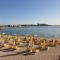 bnbmehomes - Private Beach, Infinity Pool, Beach Club at Andaaz -204 - Dubai