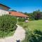 "La Combe Fleurie" Appartements & Chambres photo 20