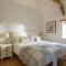 Mowhay Barn - Woodburner & Hot tub
