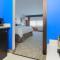 Holiday Inn Express & Suites Chicago OHare Airport by IHG