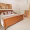 1A Chantry Place