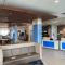 Holiday Inn Express & Suites - Madison West - Middleton by IHG