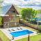 512 E Cooper-The Wave House