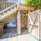 Salty Shack Unit C - Salty Shack - Dog Friendly Home - Across from the Beach - Central Location!