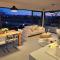 Luxury Villa Luminosa