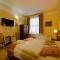 Dolphin Hotel