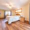 Keepsake - Corolla, Whalehead, 435 Yds to Beach, Pool w/Kiddie Pool, Hot Tub, Pets OK, Flex Stays