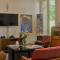 Reina Madre Hostel
