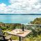 CrossTrees Chalet - Seaview - Waiheke Holiday Unit - Te Whau Bay