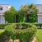 Elefteria Apts & Suites