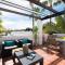 VACATION MARBELLA I Los Naranjos, Duplex Penthouse, Golf Lovers, Security, Swimming pool, Fastest WiFi with Rooftop and Terrace