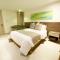 Hotel 1525 By GEH Suites