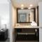 Value Suites Extended Stay - Arlington