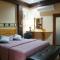 Little Guest House Hotel