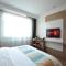 VX Zibo Zhangdian District Jinjing Avenue Hotel