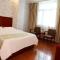 GreenTree Inn Anhui Fuyang Taihe South Xiyang Road Business Hotel - Balipu