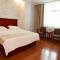 GreenTree Inn Anhui Fuyang Taihe South Xiyang Road Business Hotel - Balipu
