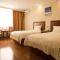 GreenTree Inn ZiBo LiuQuan Road Wal-Mart Square Express Hotel - Zibo