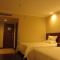 GreenTree Inn Shandong Qingdao Jiaozhou Datong Mansion Express Hotel - Csiaocsou