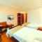GreenTree Inn Zhejiang Shaoxing Paojiang Industrial Park Tanggong Road Business Hotel