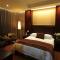 GreenTree Inn Jiangsu Nantong Qidong Middle Heping Road Business Hotel - Qidong