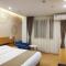 GreenTree Inn Shanghai Jinshan District Wanda Plaza Longhao Road Express Hotel - Nanhui