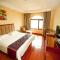 GreenTree Inn Shandong Qingdao Wuyishan Road Jiashike Shopping center Business Hotel - هوانغادو