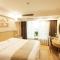 GreenTree Inn HeNan Zhumadian Xincai Yueliang Bay Business Hotel. - Xincai