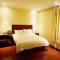 GreenTree Inn Shandong Zaozhuang Xuecheng District Road Taishan Road Road Communist Youth League School Express Hotel