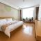 GreenTree Inn Baoding City Cangzhou Guanyun West Road Business Hotel - Zhuozhou