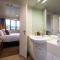 *** LAKE VILLA 461 ***