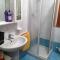 Poolside getaway seaside flat in Rosolina