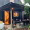 Quail Farm, Colonial charm