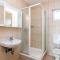 Apartman Iva-family holiday 250 m from pebble beach