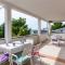 Apartman Iva-family holiday 250 m from pebble beach