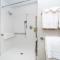 Holiday Inn Express & Suites - Romeoville - Joliet North by IHG