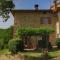 Farmhouse with stables horses and the ability to make horseback riding - Monte Santa Maria Tiberina