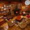 Kasees Apartments & Mountain Lodge