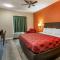 Econo Lodge Inn & Suites - Granite City